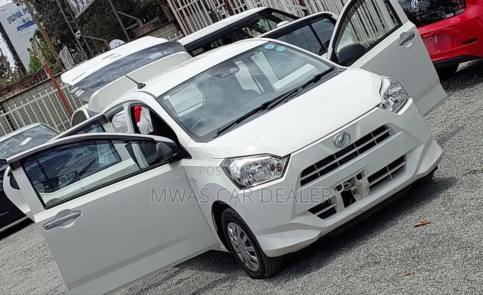 Daihatsu Mira 2019 White