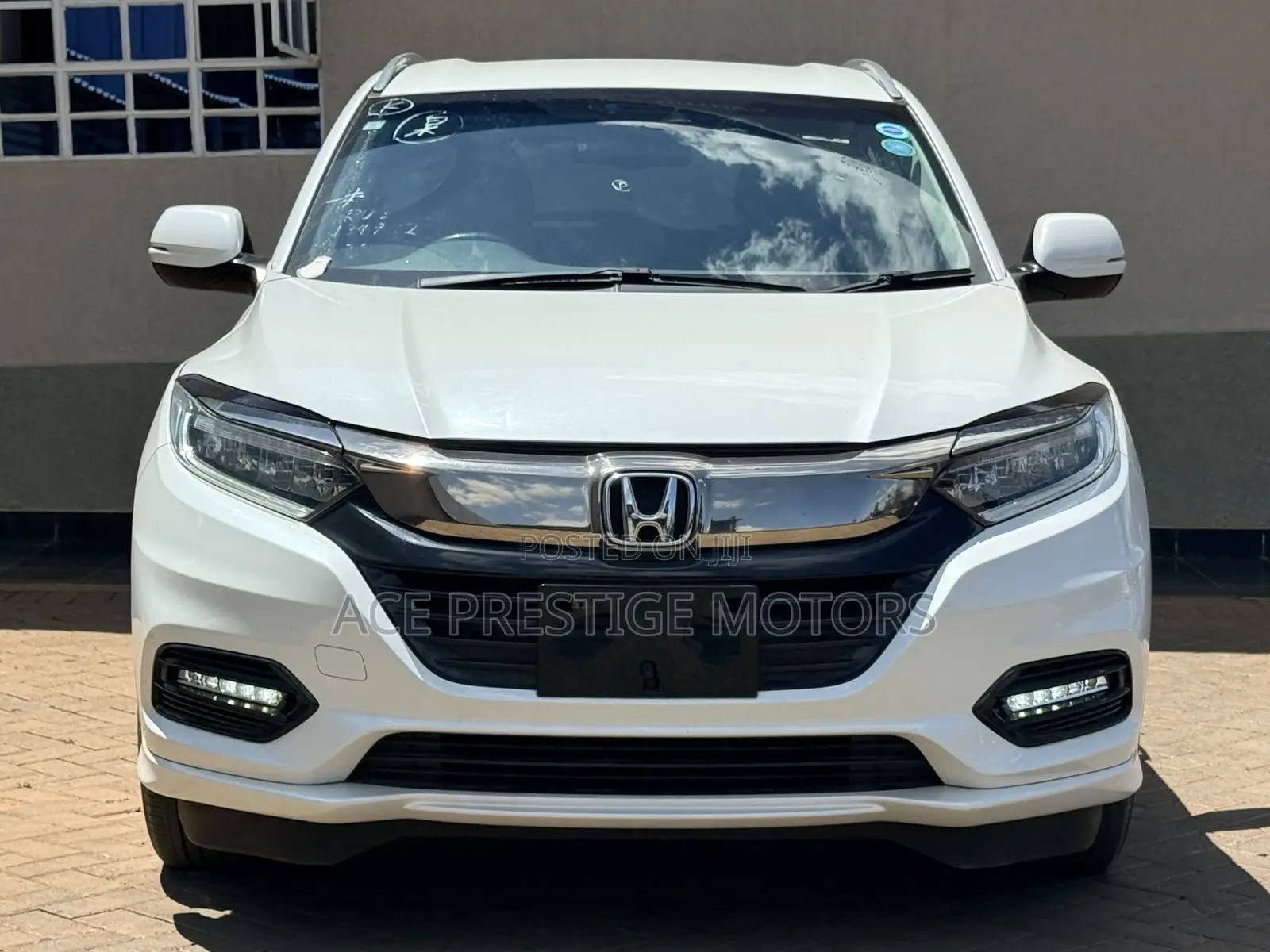Honda Vezel 2019 White