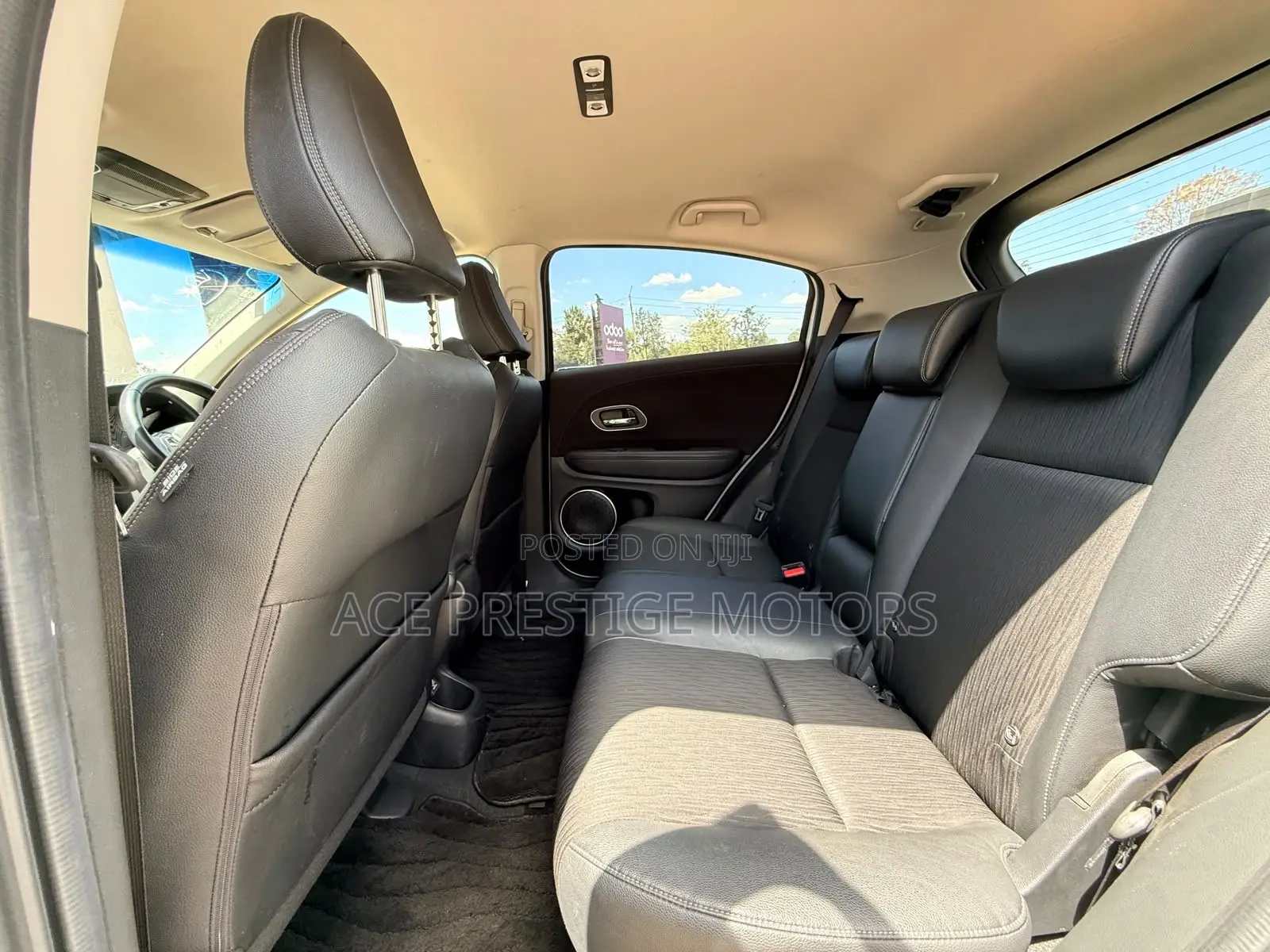 Honda Vezel 2019 White