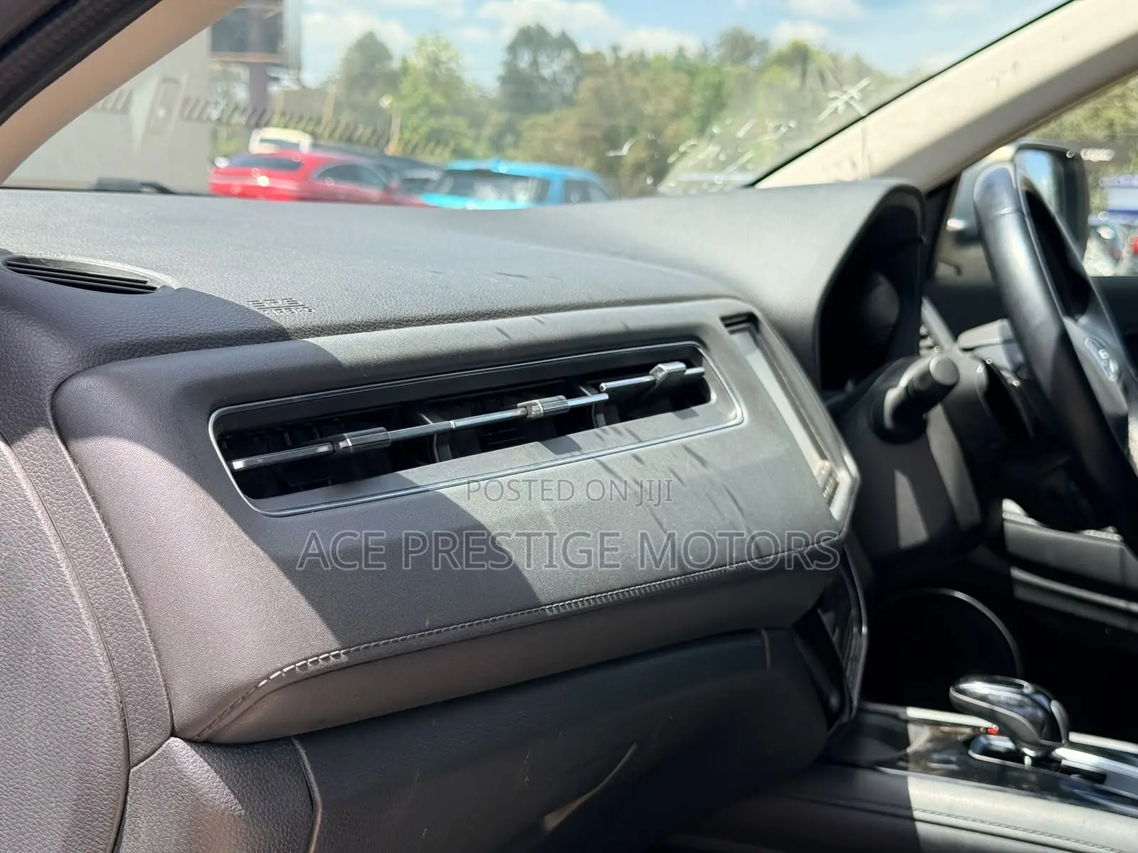 Honda Vezel 2019 White