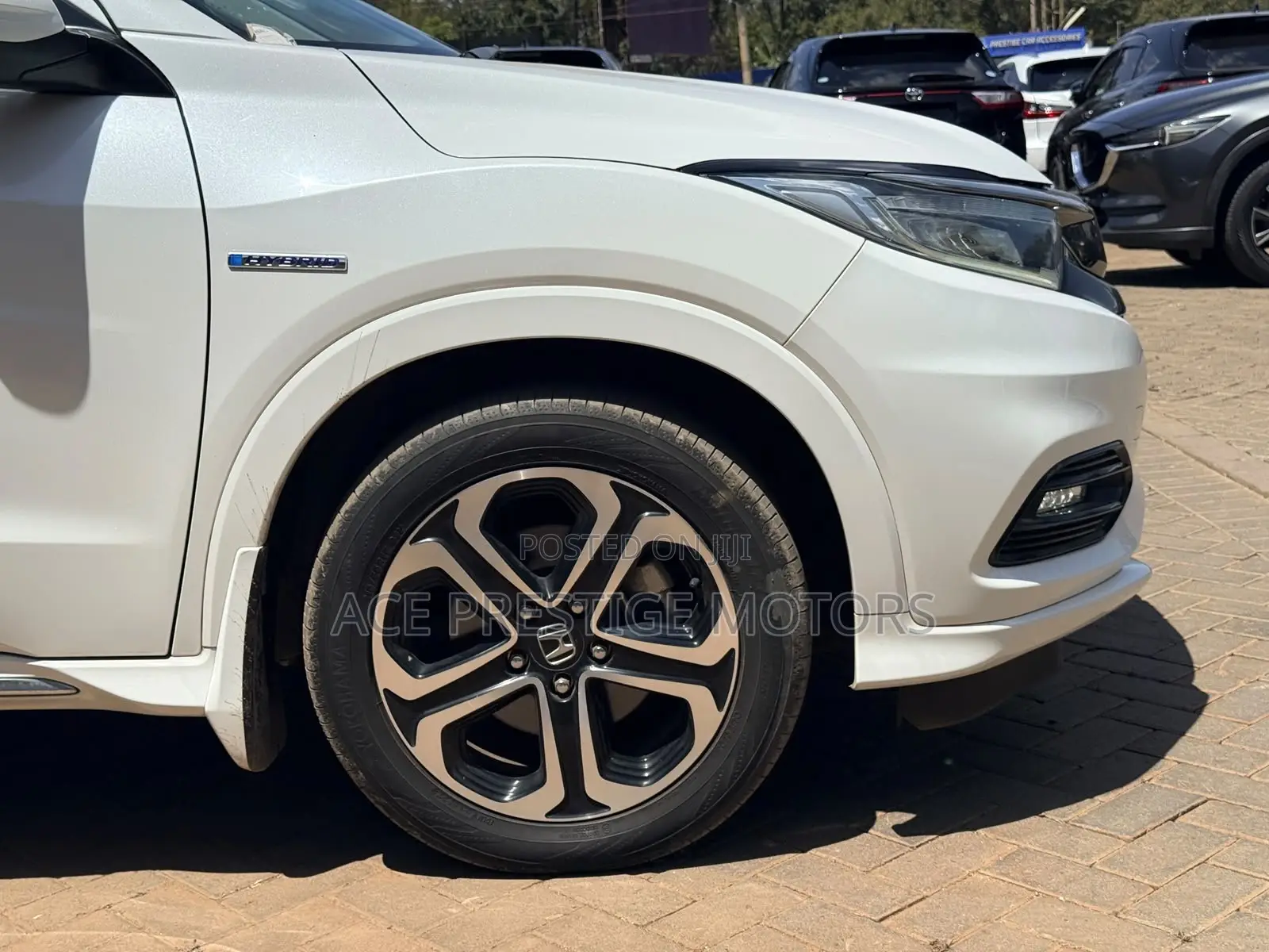 Honda Vezel 2019 White
