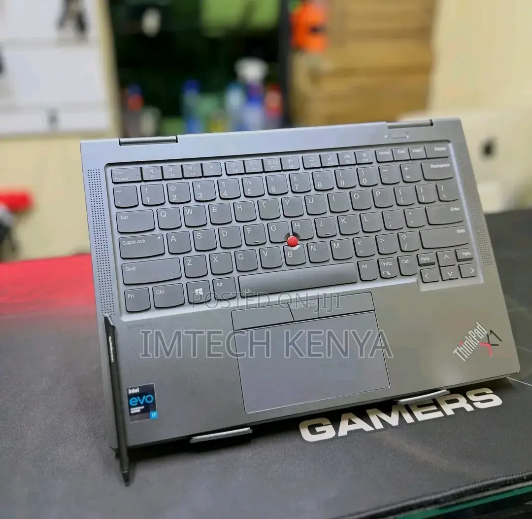 Laptop Lenovo ThinkPad X1 Yoga 32GB Intel Core i7 SSD 512GB