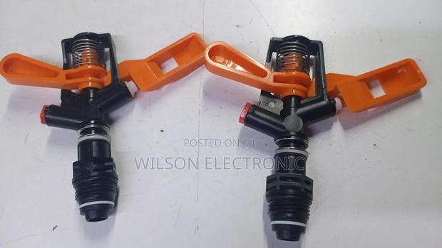 Overhead Plastic Rain Gun. 1/2