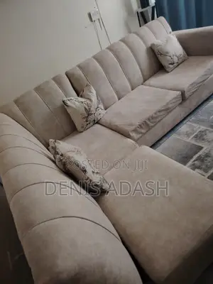 L-Shaped Seat