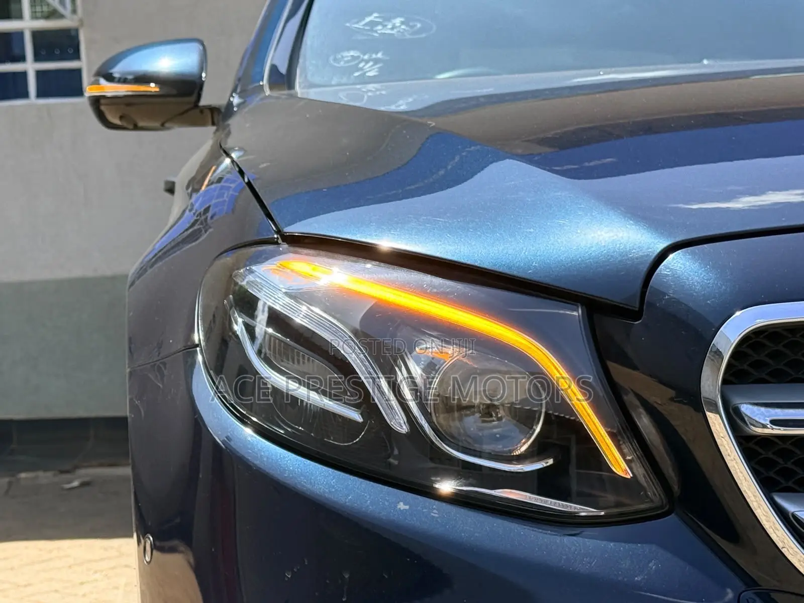 Mercedes-Benz E200 2018 Blue