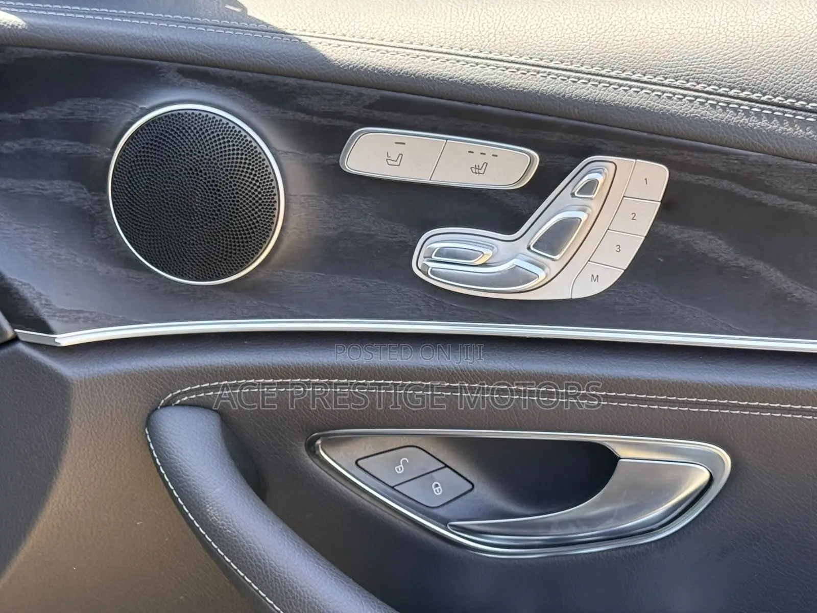 Mercedes-Benz E200 2018 Blue