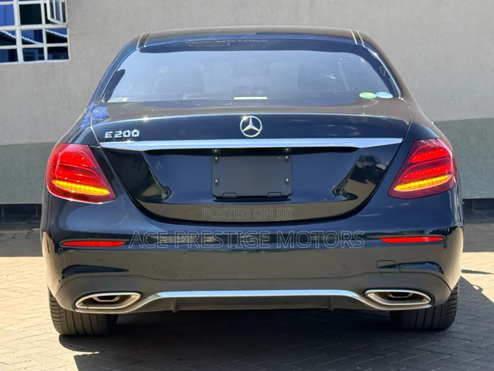Mercedes-Benz E200 2018 Blue