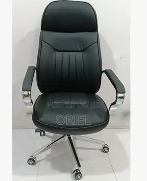 Modern Executive Leather Office Chair – Premium Ergonomic Desk Seat