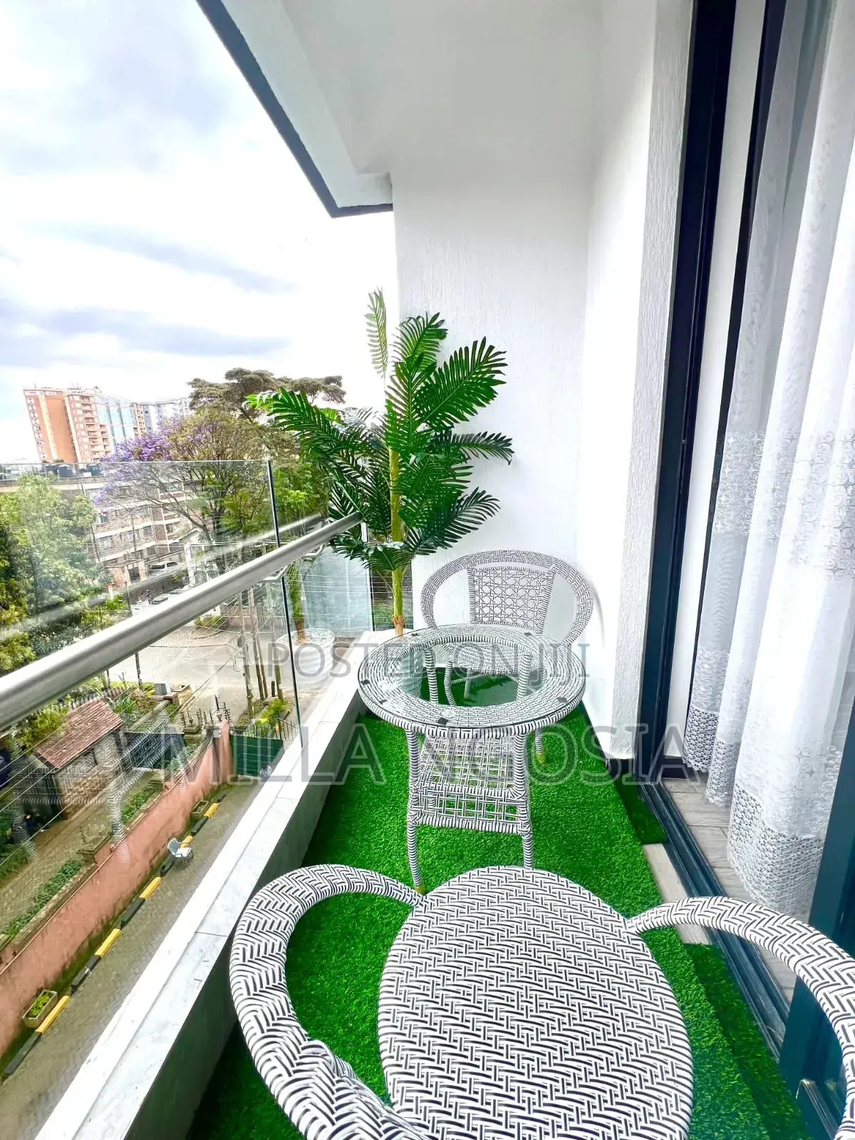 Airbnb in Lavington