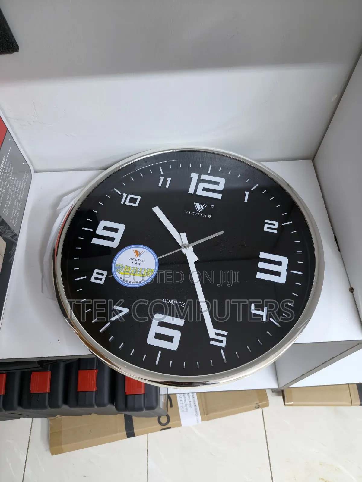 Wall Clock Wireless CCTV Camera for Home and Office Security