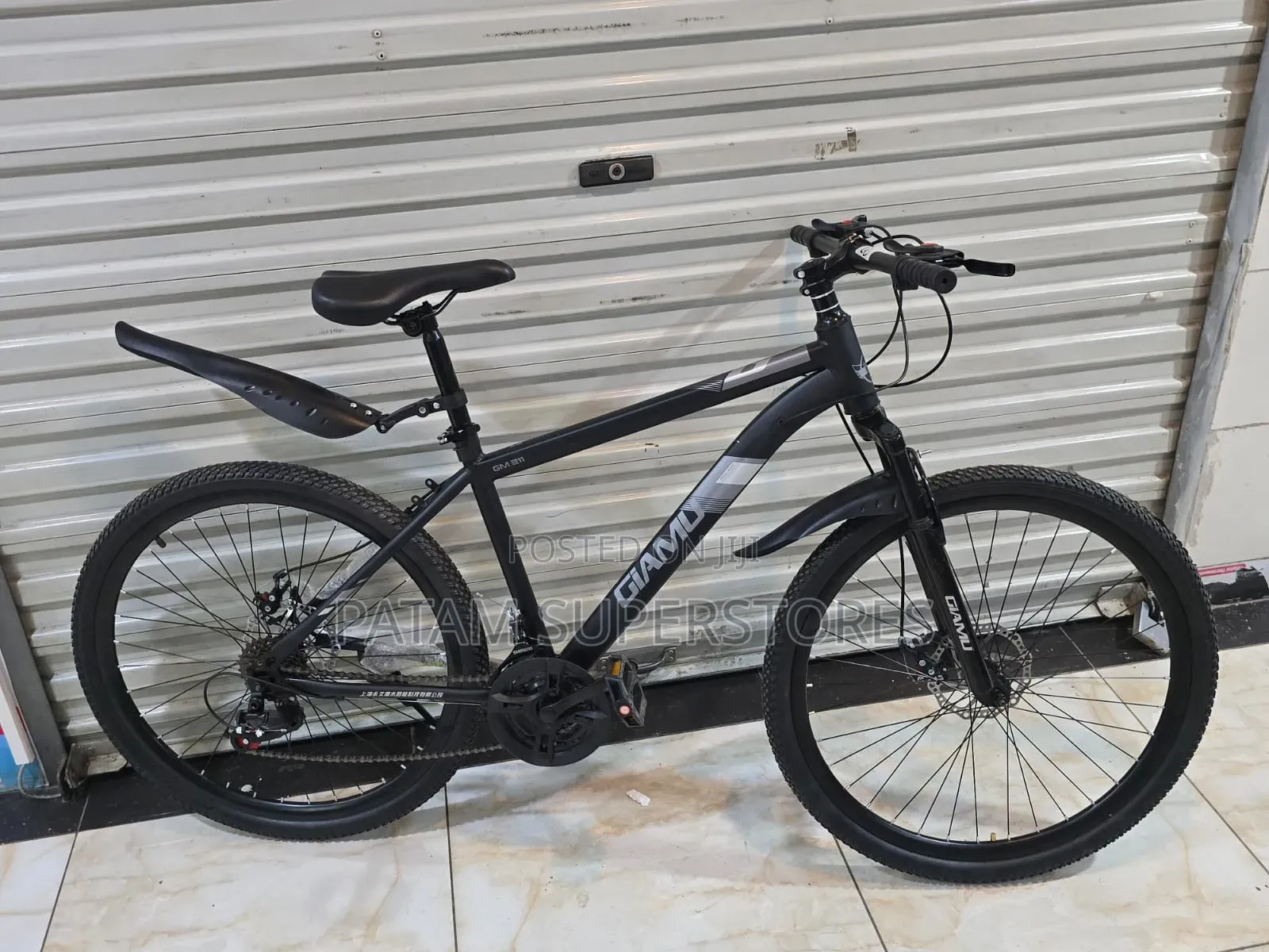 Giamu Mountain Bicycle Size 26 24 Speed