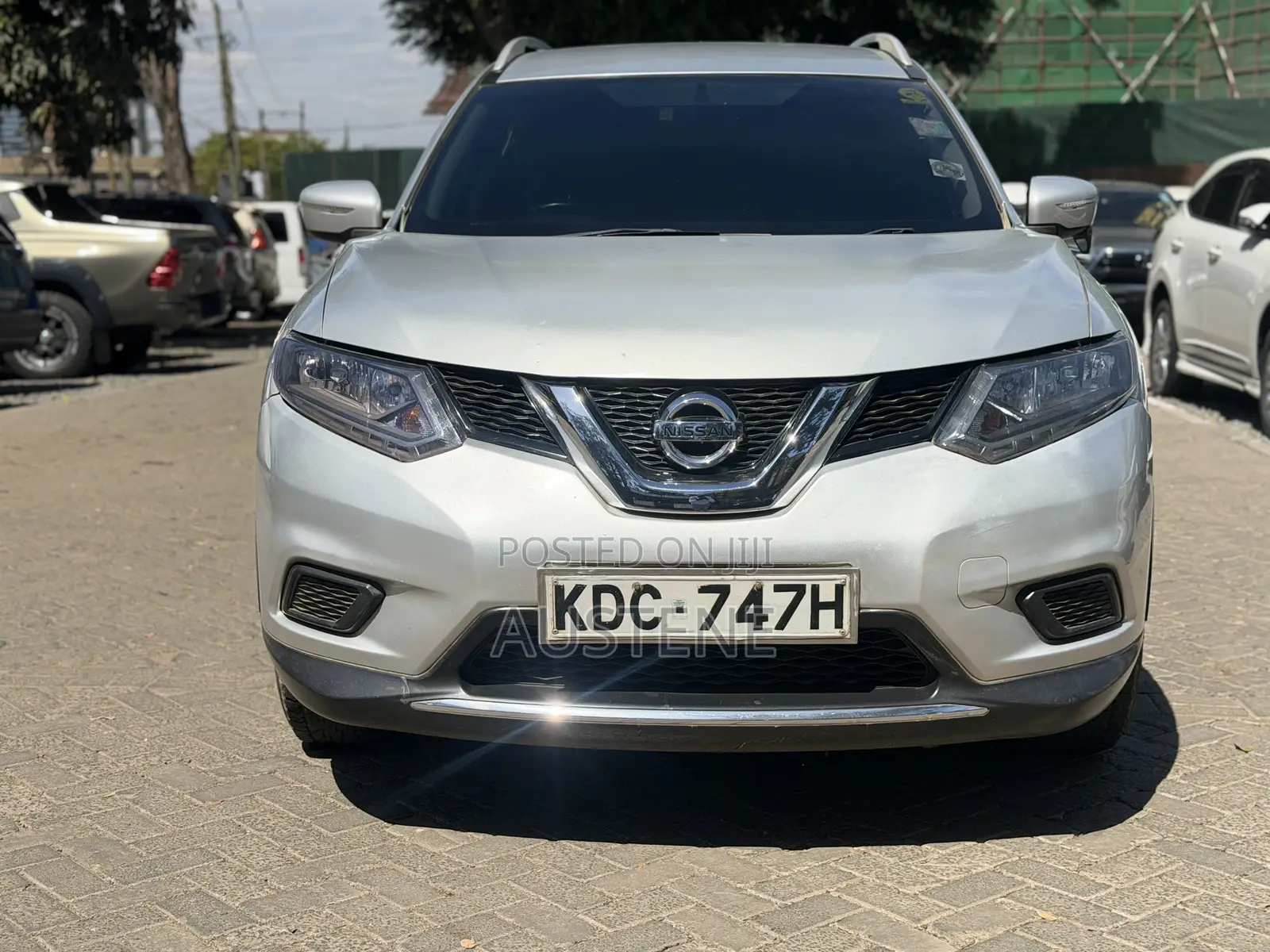 Nissan X-Trail 2015 Silver