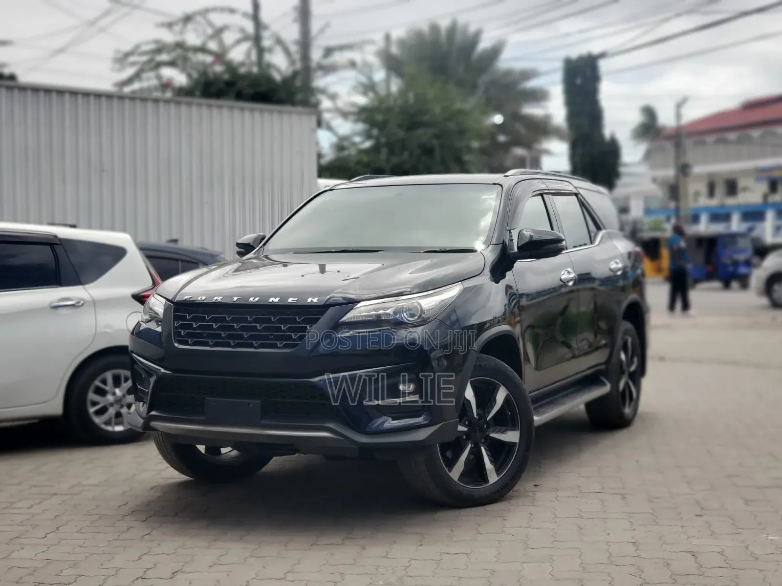 Toyota Fortuner 2019 Black