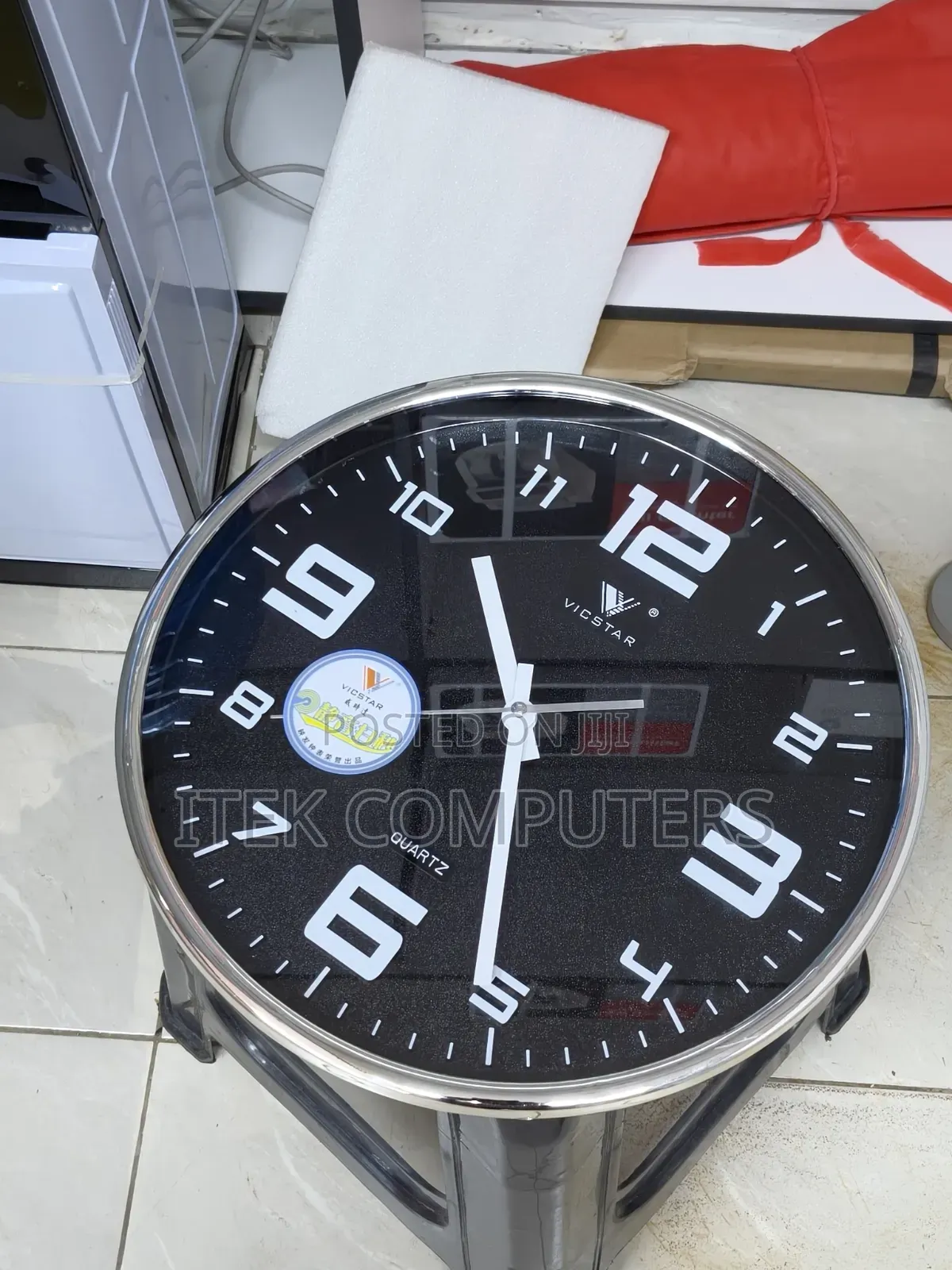 Digital Wall Clock Wireless CCTV Camera for Indoor Security Use