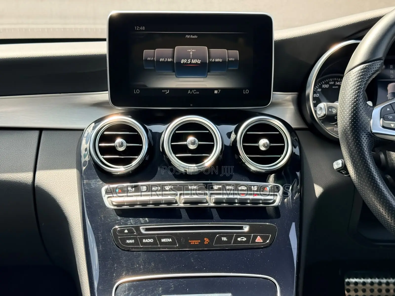 Mercedes-Benz C180 2018 Silver