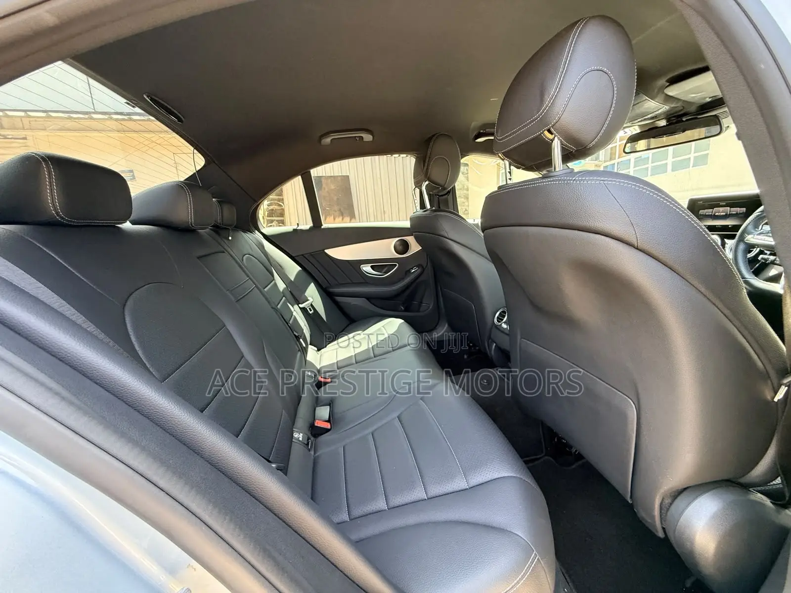 Mercedes-Benz C180 2018 Silver