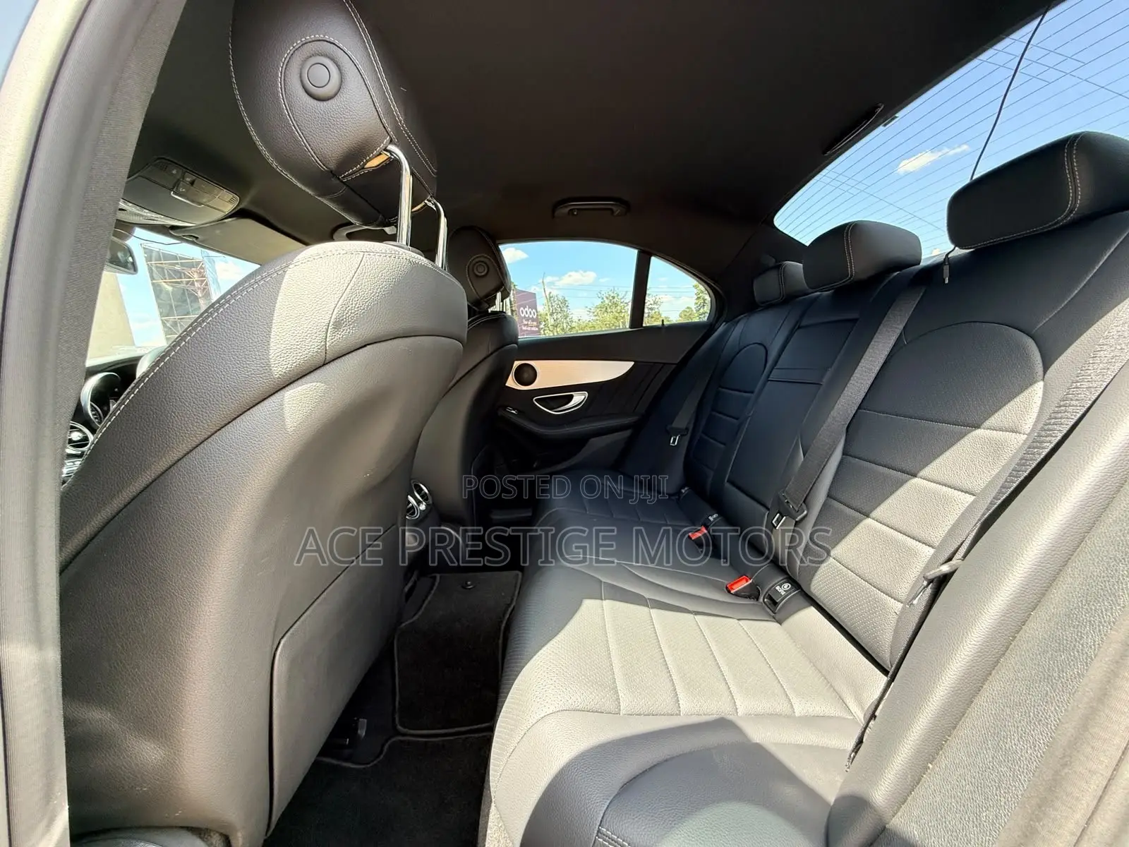 Mercedes-Benz C180 2018 Silver