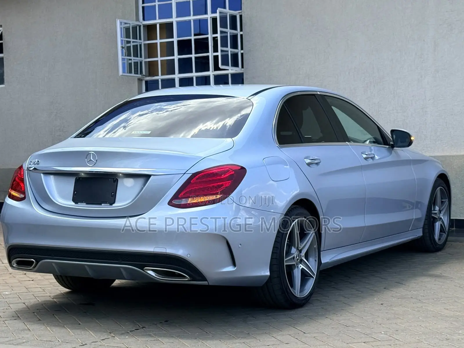Mercedes-Benz C180 2018 Silver