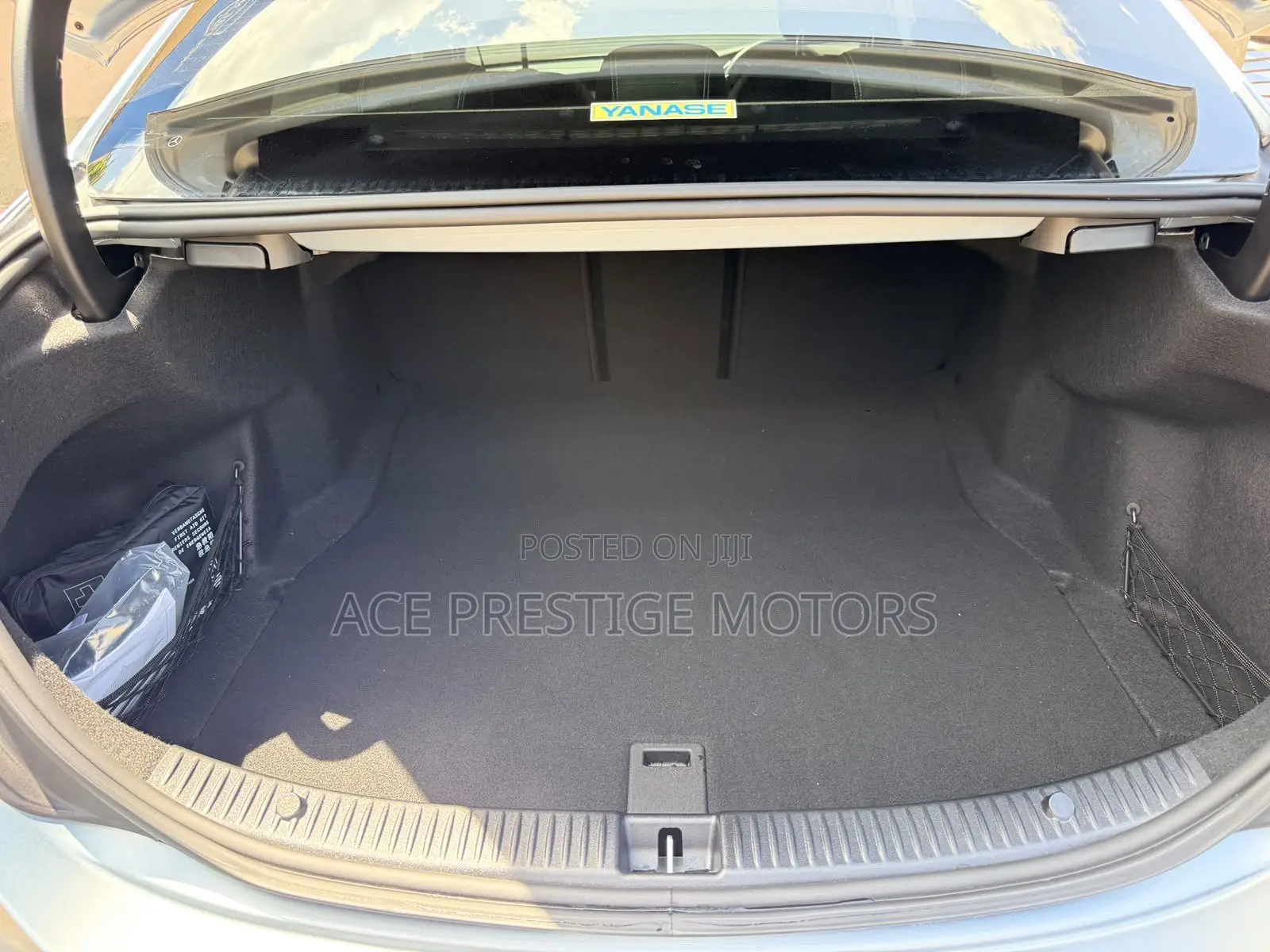 Mercedes-Benz C180 2018 Silver