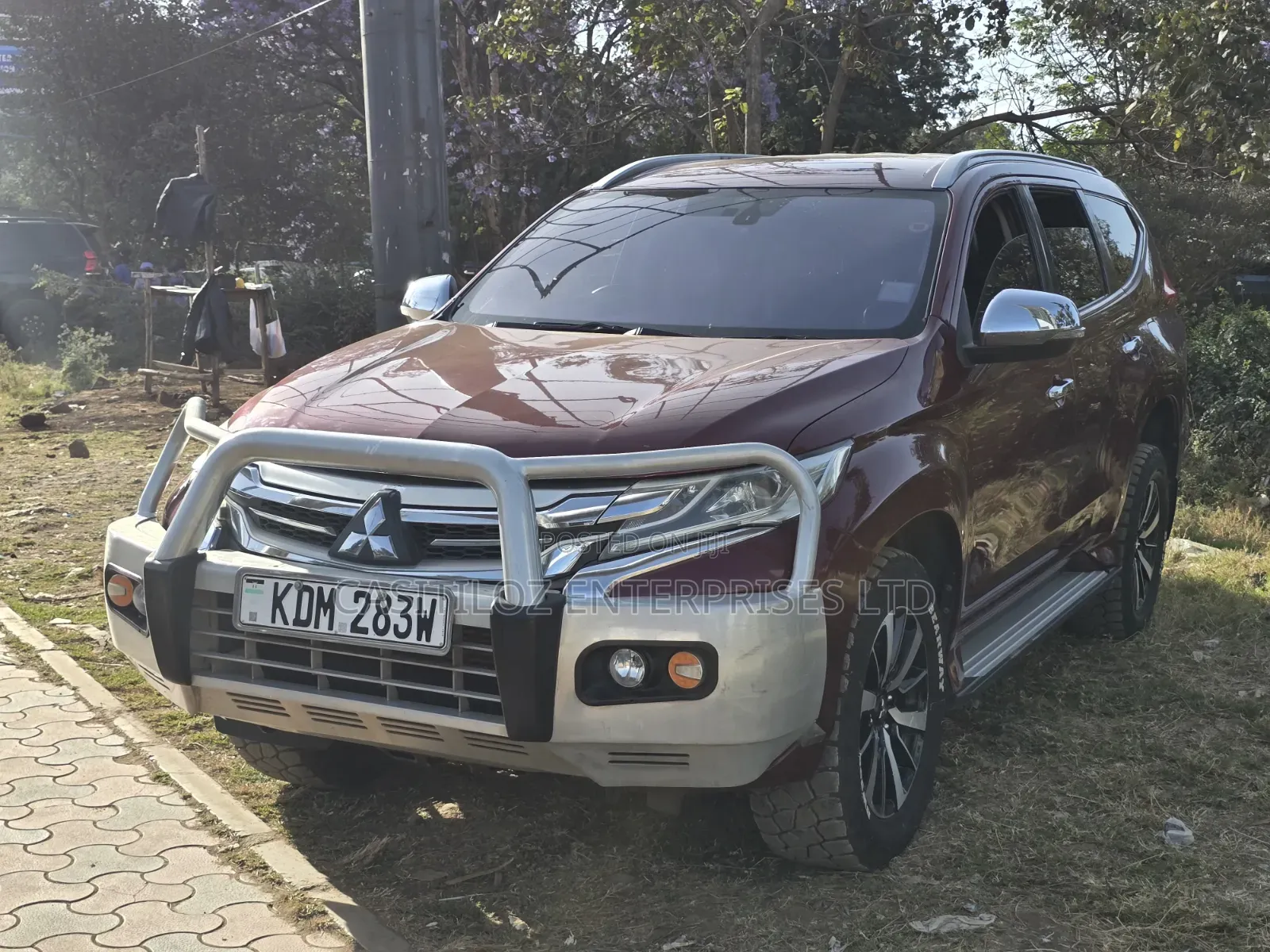 Mitsubishi Pajero Sport 2017 Red