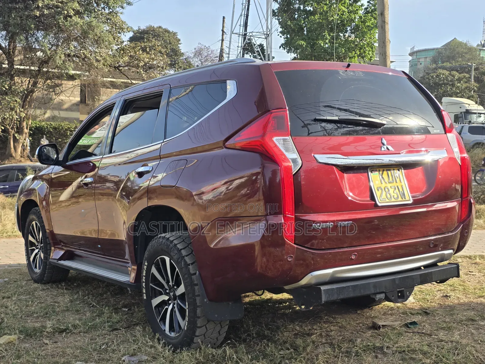 Mitsubishi Pajero Sport 2017 Red