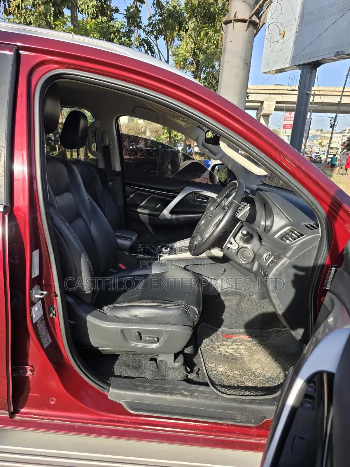 Mitsubishi Pajero Sport 2017 Red