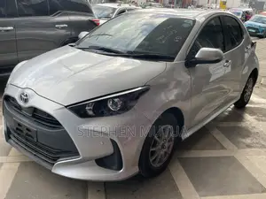 Toyota Yaris 2020 Silver