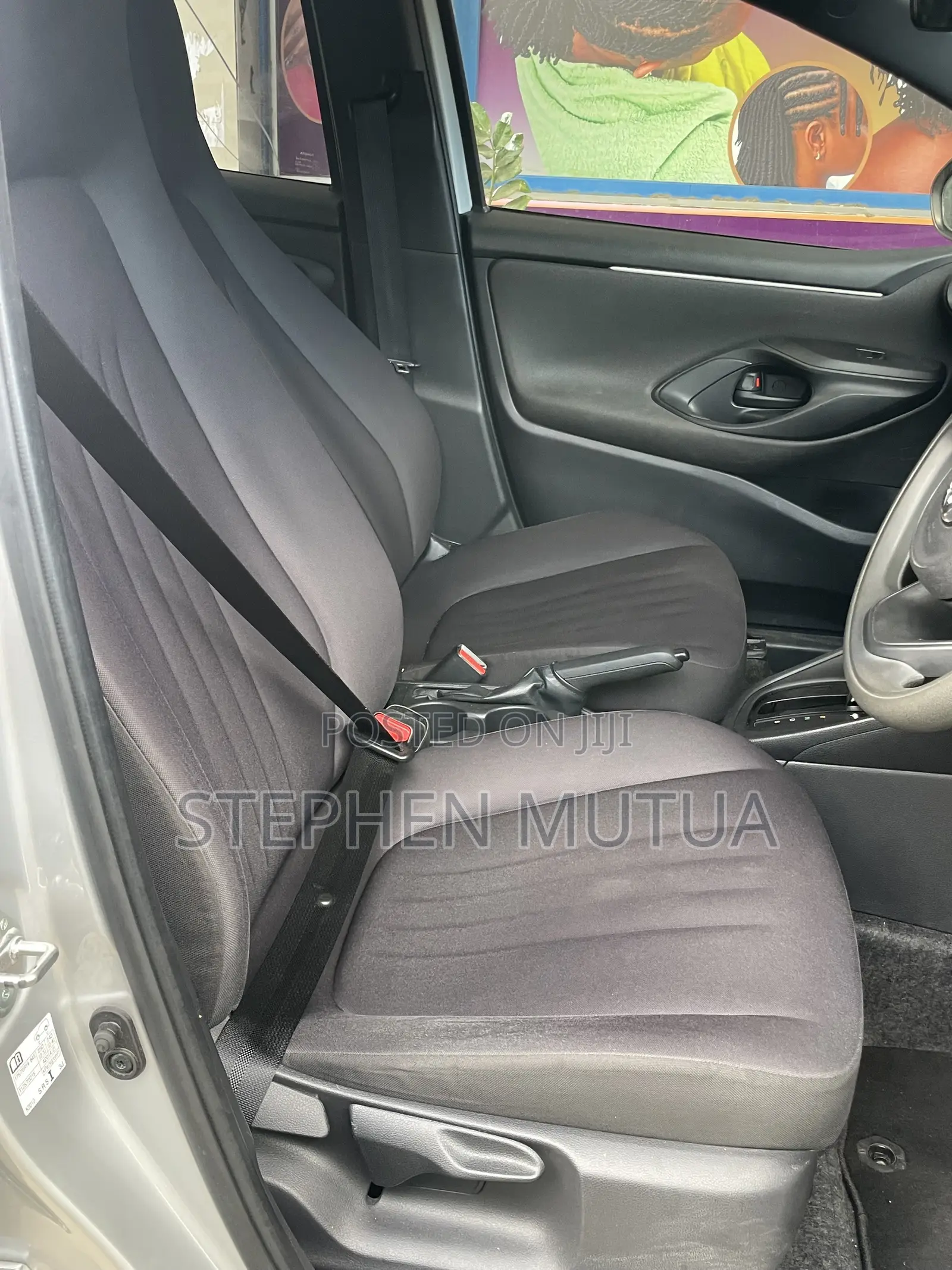 Toyota Yaris 2020 Silver