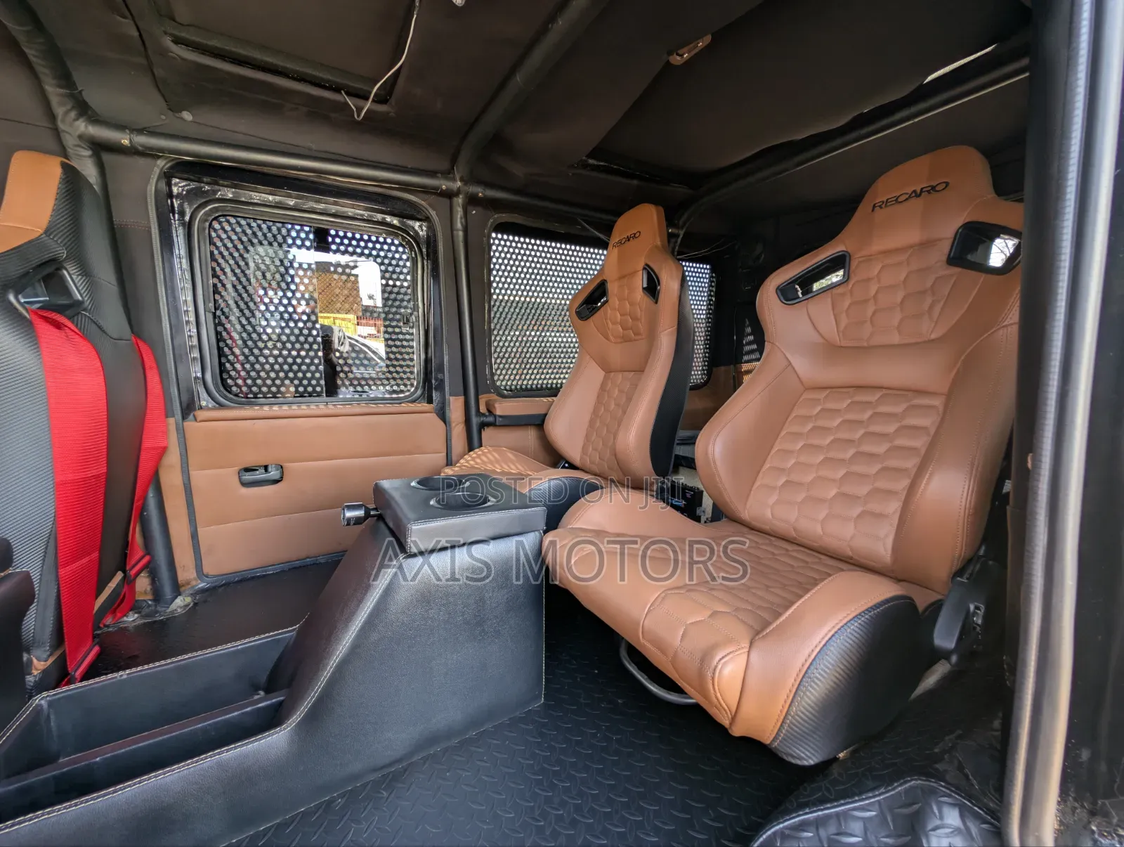 Land Rover Defender 2004 Black