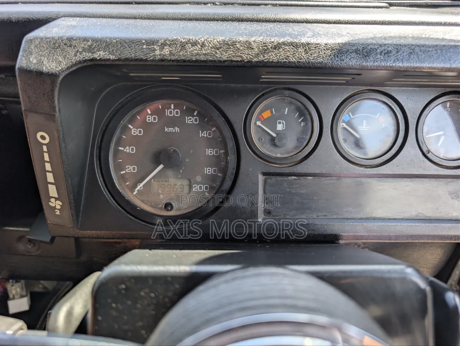 Land Rover Defender 2004 Black