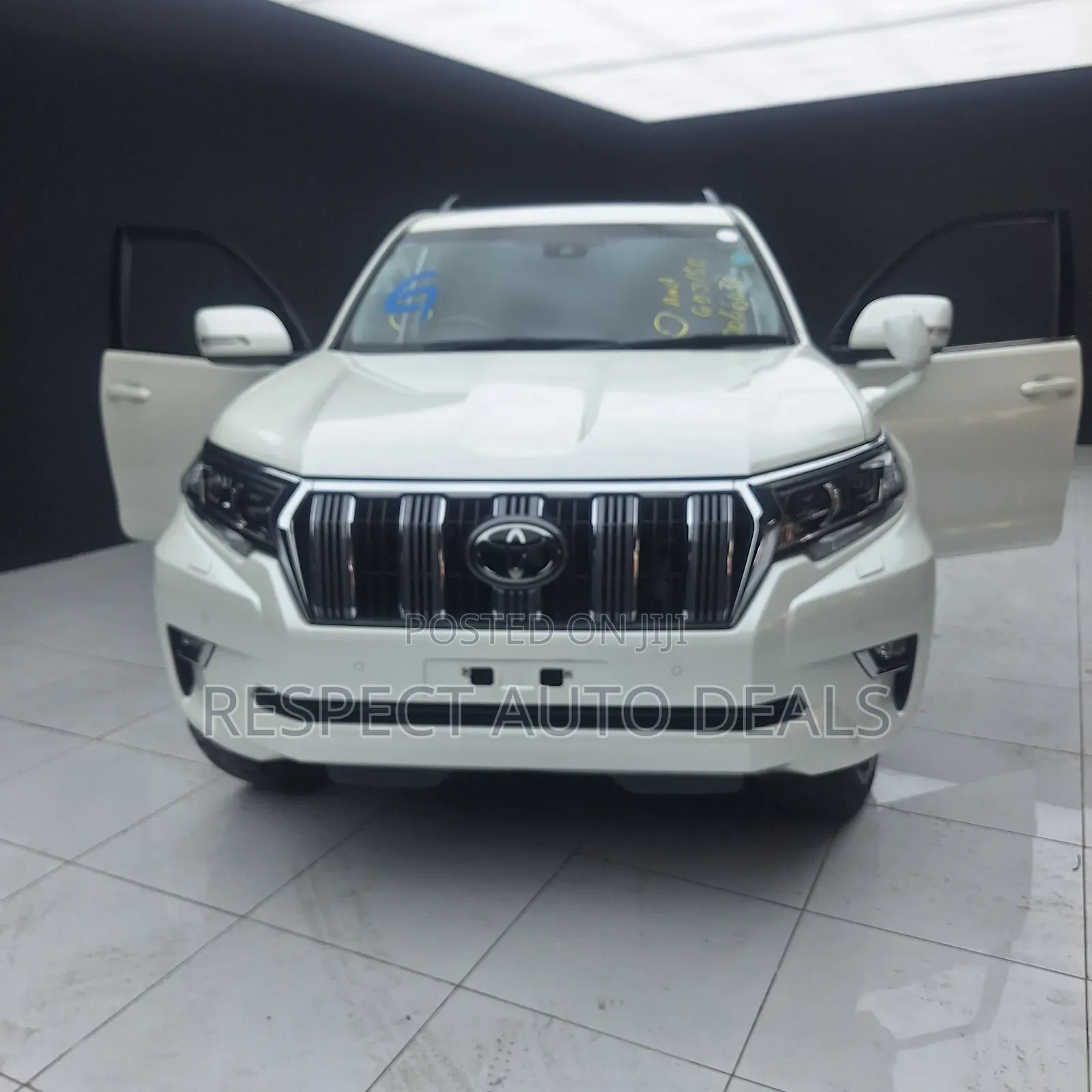 Toyota Land Cruiser Prado 2.8 2021 White