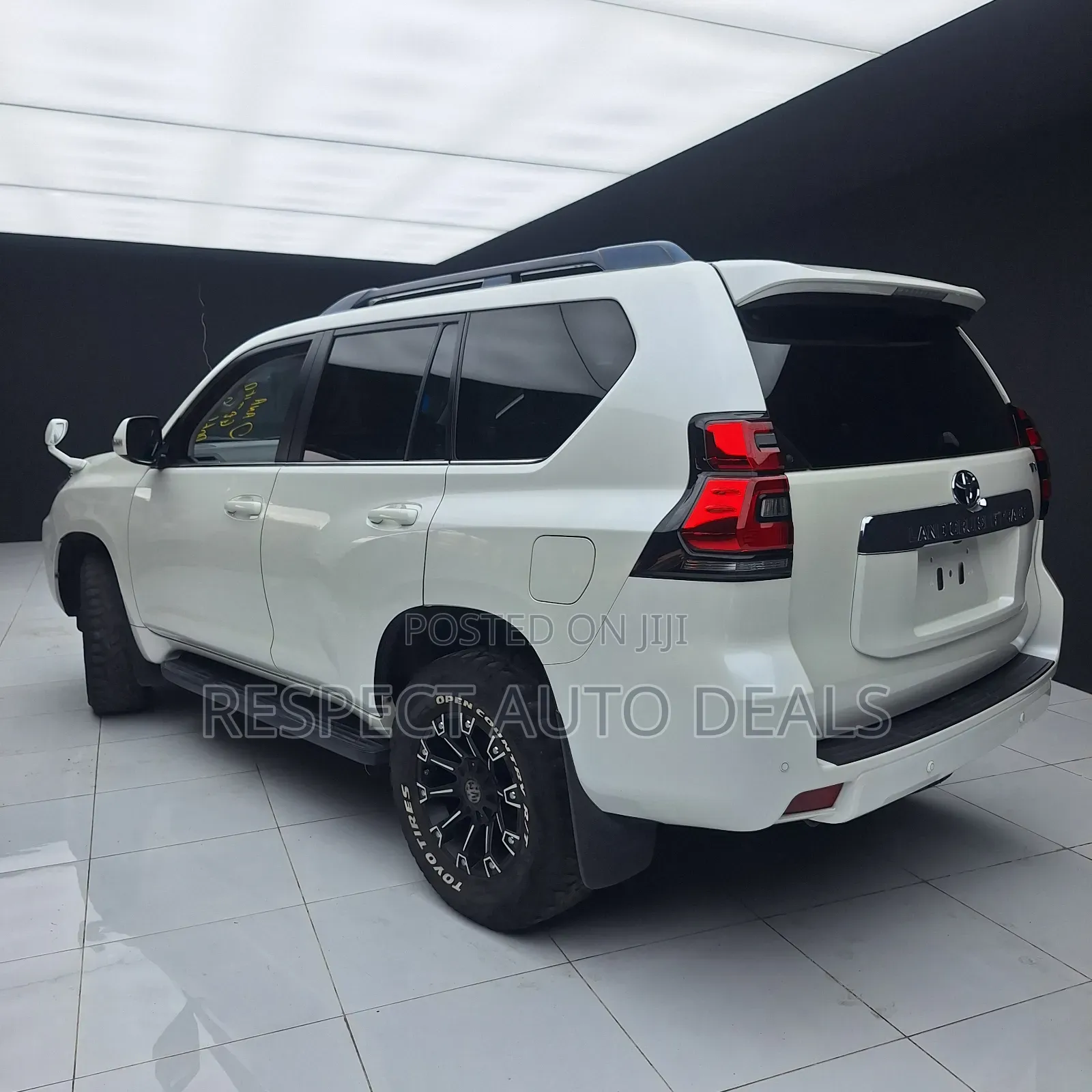Toyota Land Cruiser Prado 2.8 2021 White