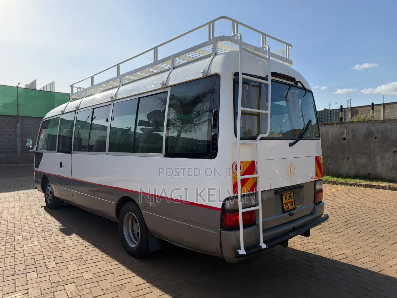 Toyota Coaster 2005