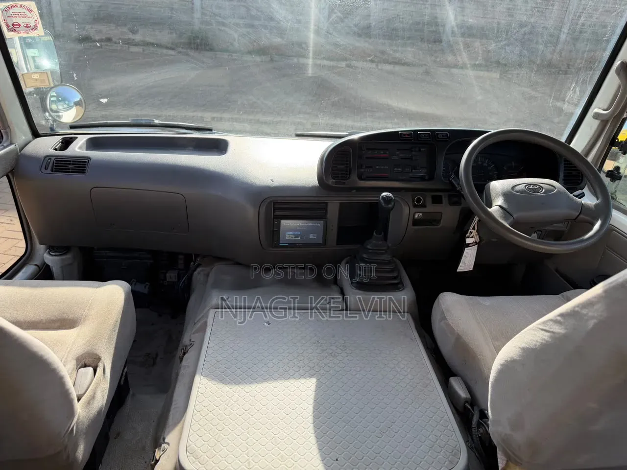 Toyota Coaster 2005