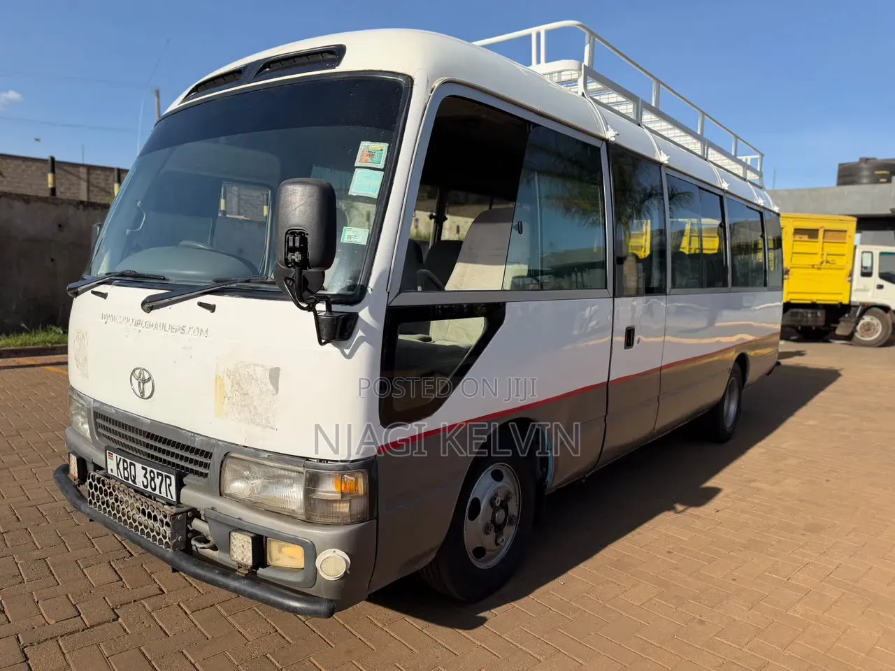 Toyota Coaster 2005