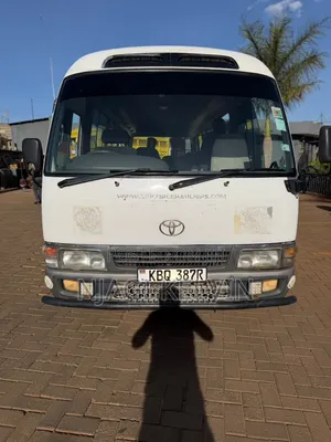Toyota Coaster 2005