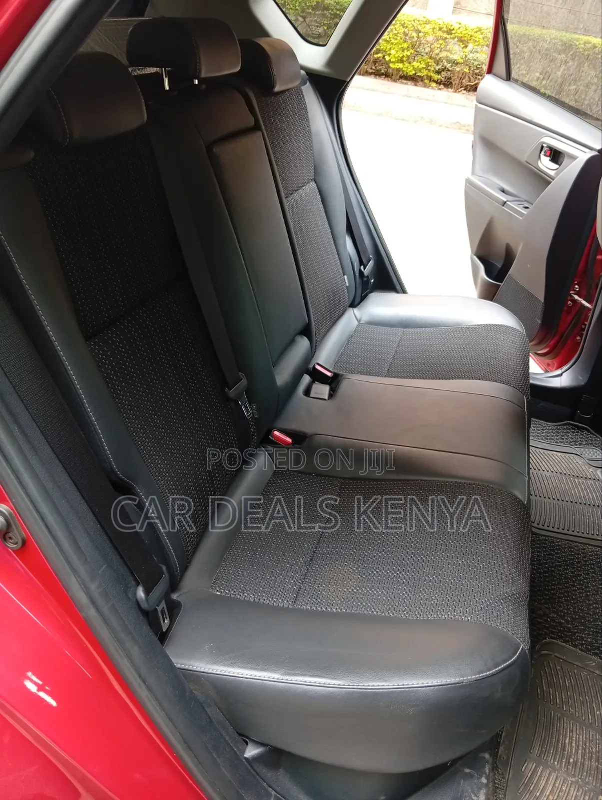 Toyota Auris 2018 Red