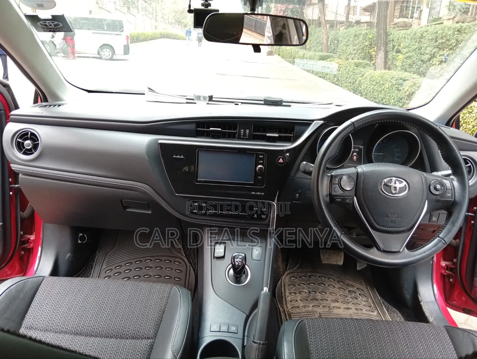 Toyota Auris 2018 Red