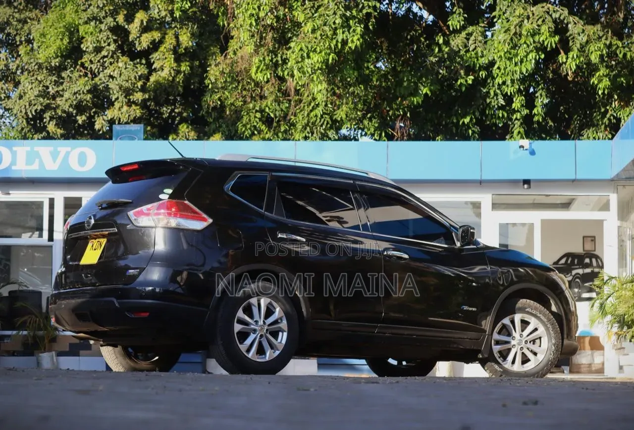 Nissan X-Trail 2.0 Hybrid AWD 2017 Black