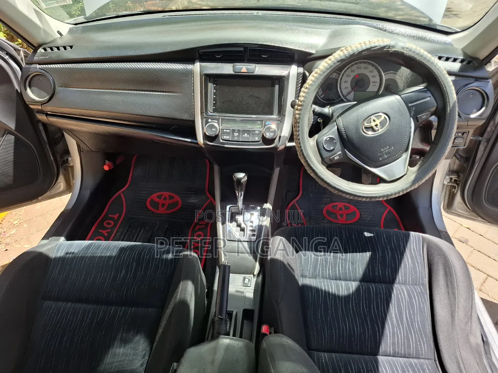 Toyota Corolla Fielder 1.5 Hybrid FWD 2013 Gray