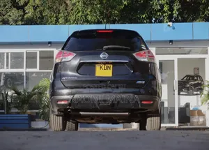 Nissan X-Trail 2.0 Hybrid AWD 2017 Black