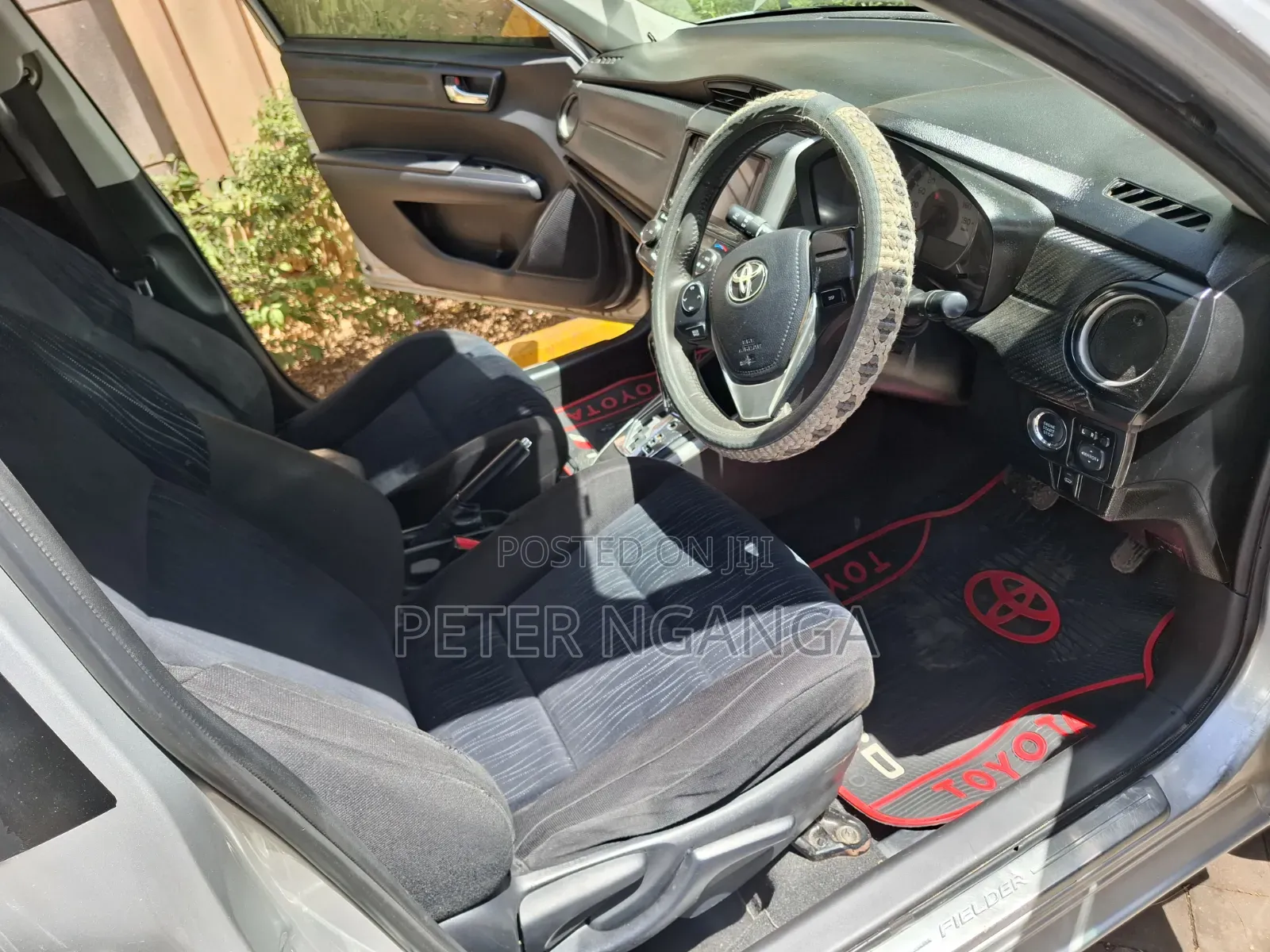 Toyota Corolla Fielder 1.5 Hybrid FWD 2013 Gray
