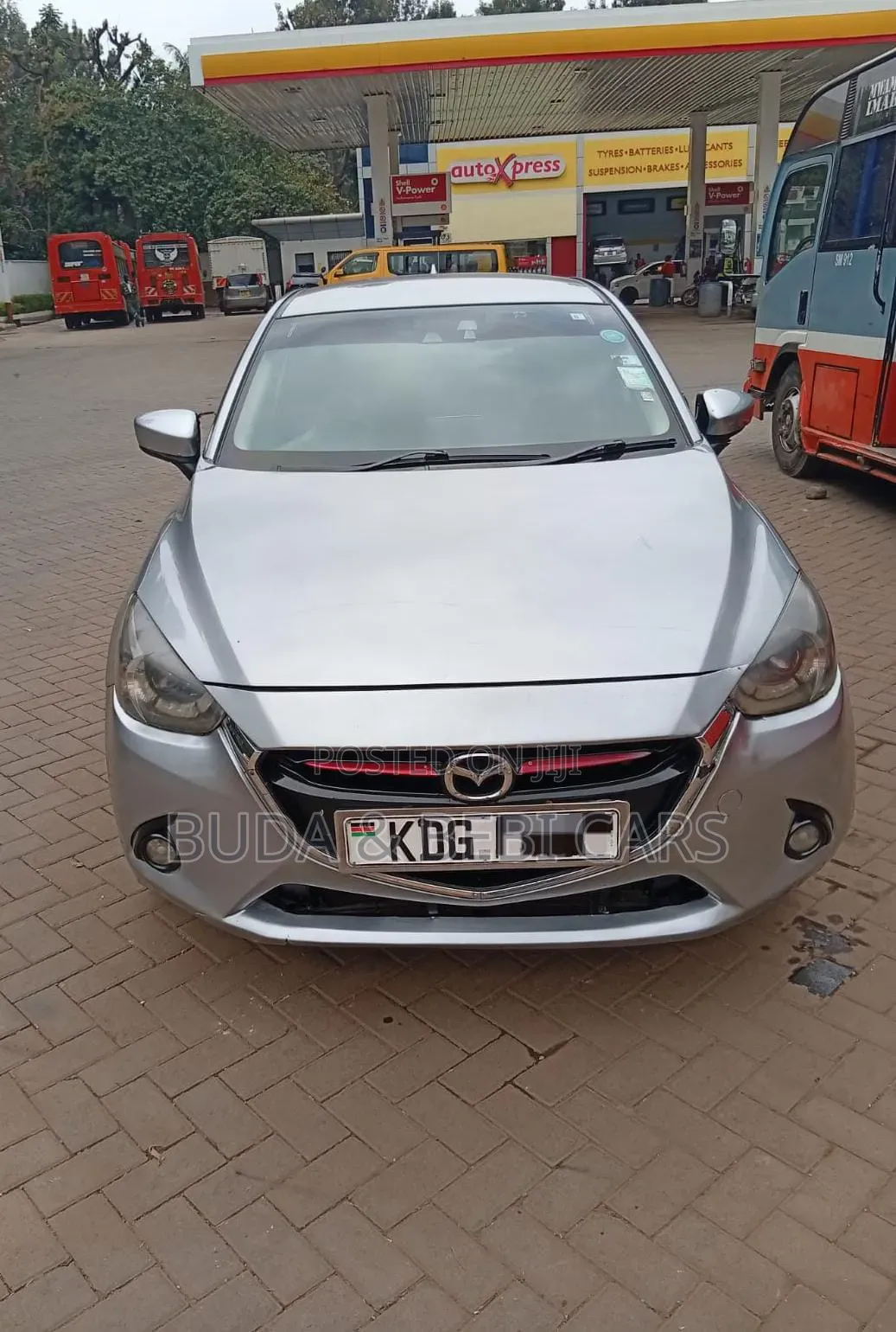 Mazda Demio 2015 Silver