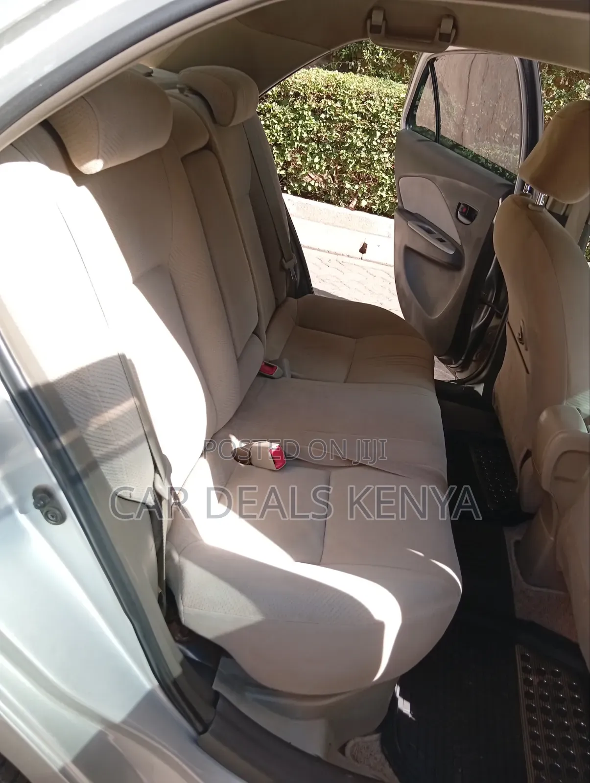 Toyota Belta 2009 Silver