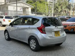 Nissan Note 2014 Silver