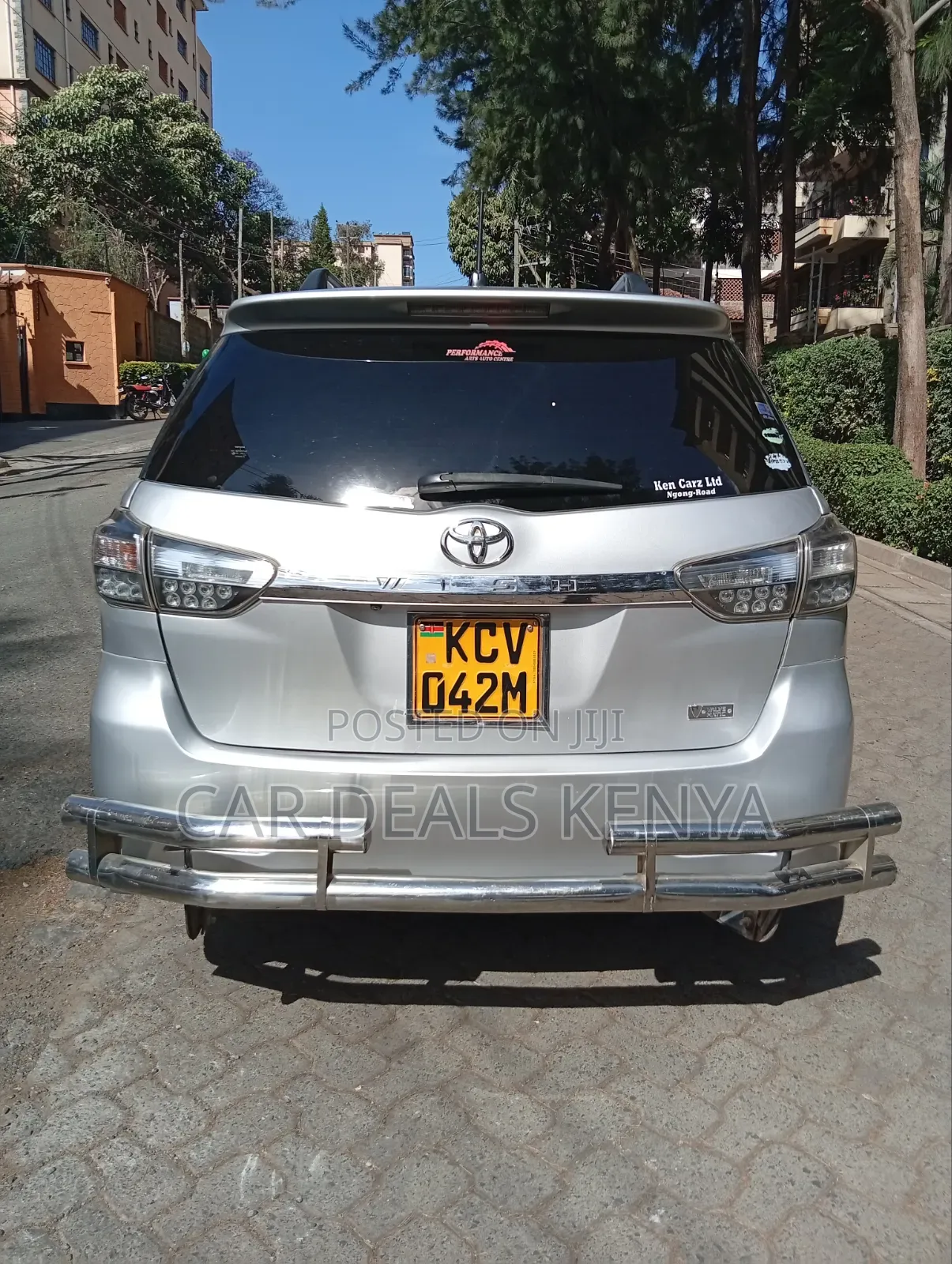 Toyota Wish 2012 Silver