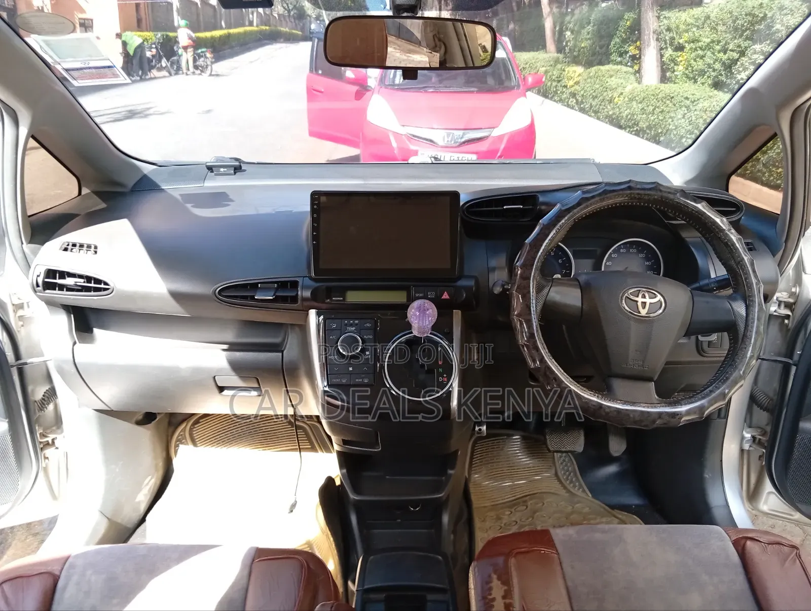Toyota Wish 2012 Silver