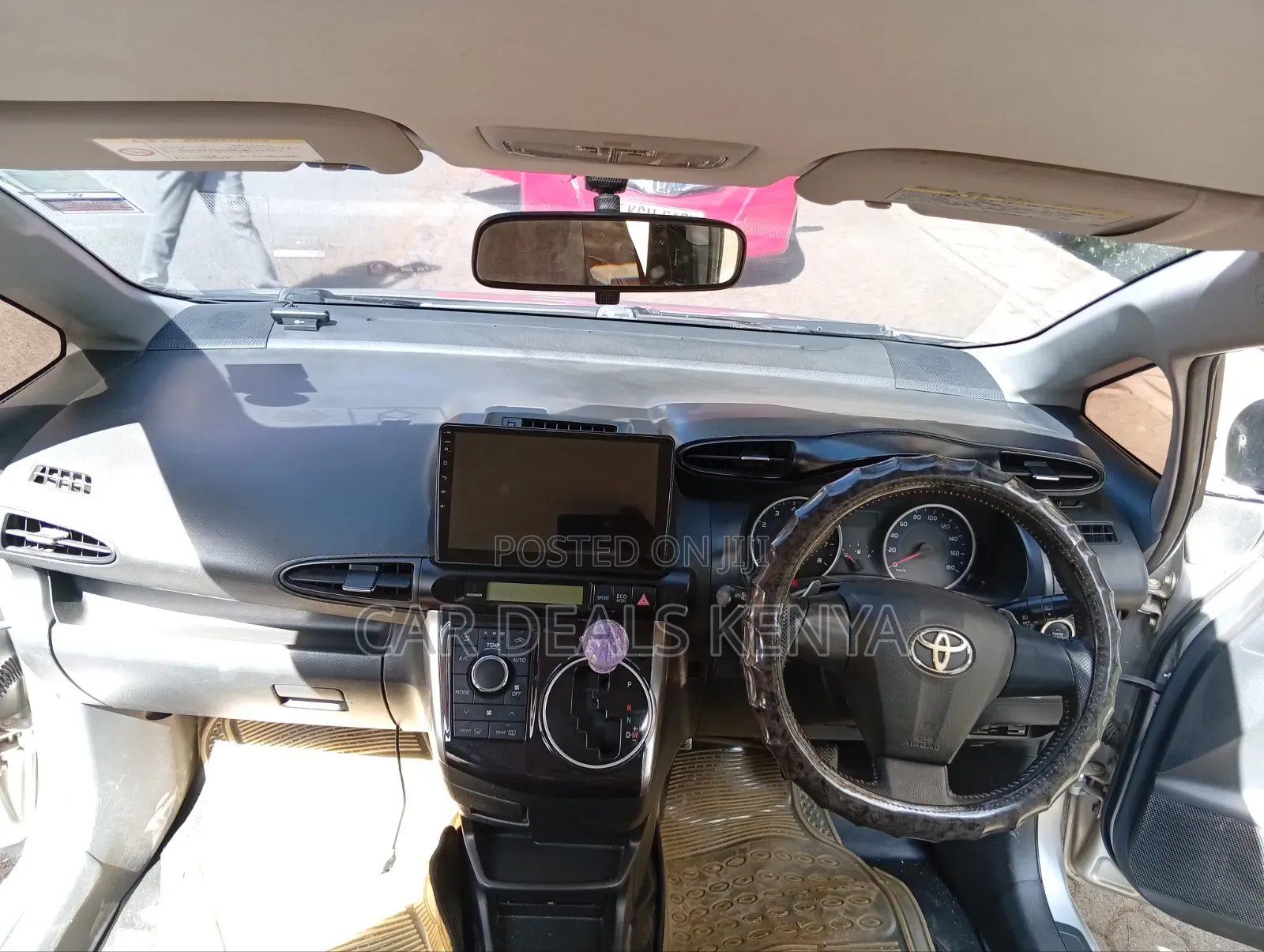 Toyota Wish 2012 Silver