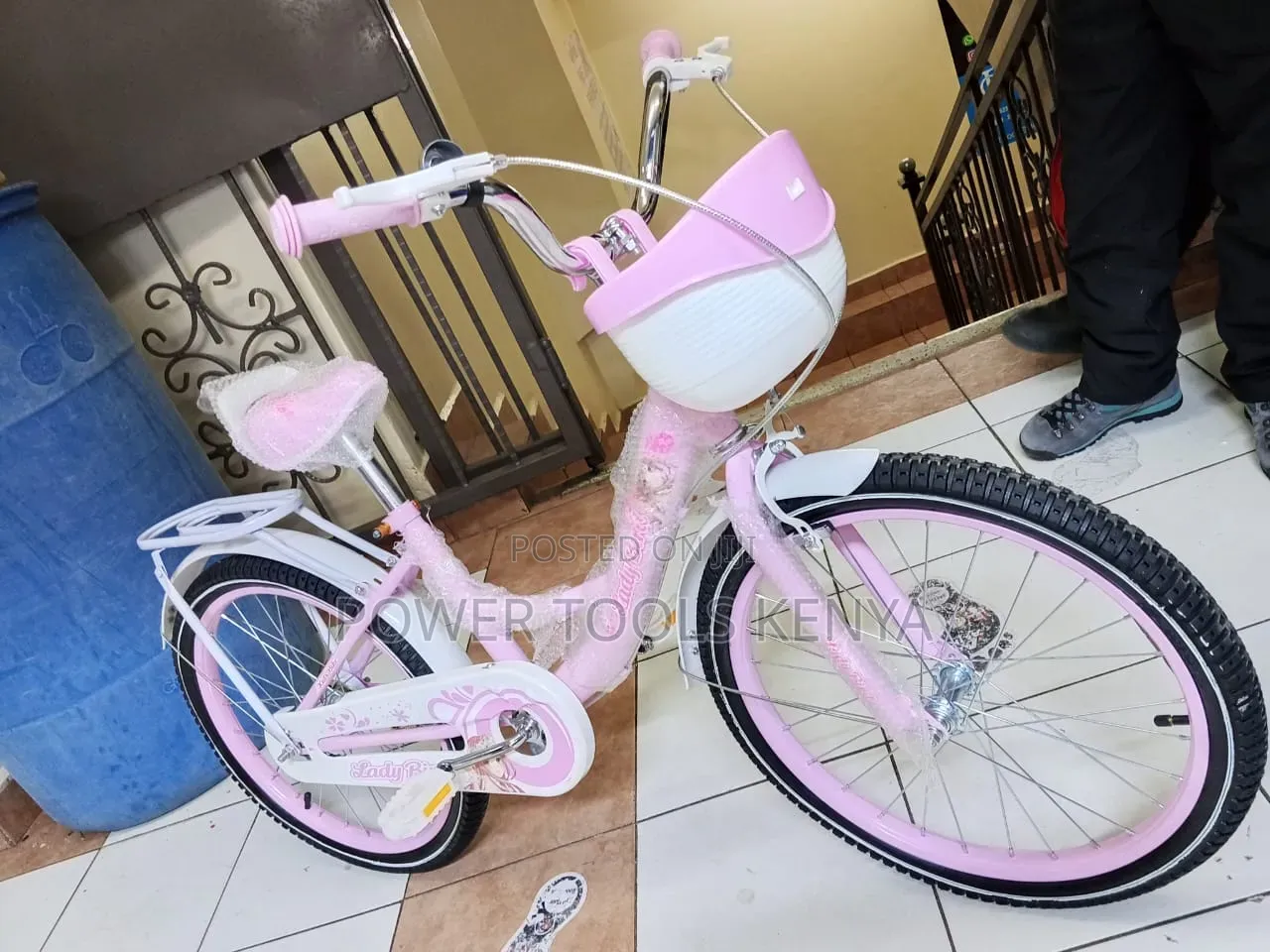 Size 20 Lady Bird Kids Bicycle