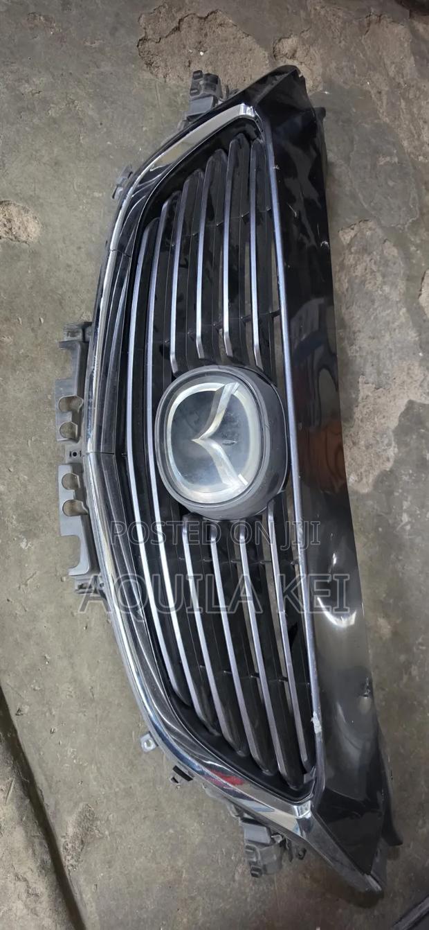 Atenza 2017 Front Grille - main view
